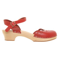 Swedish Hasbeens Pumps/Peeptoes Leather in Red