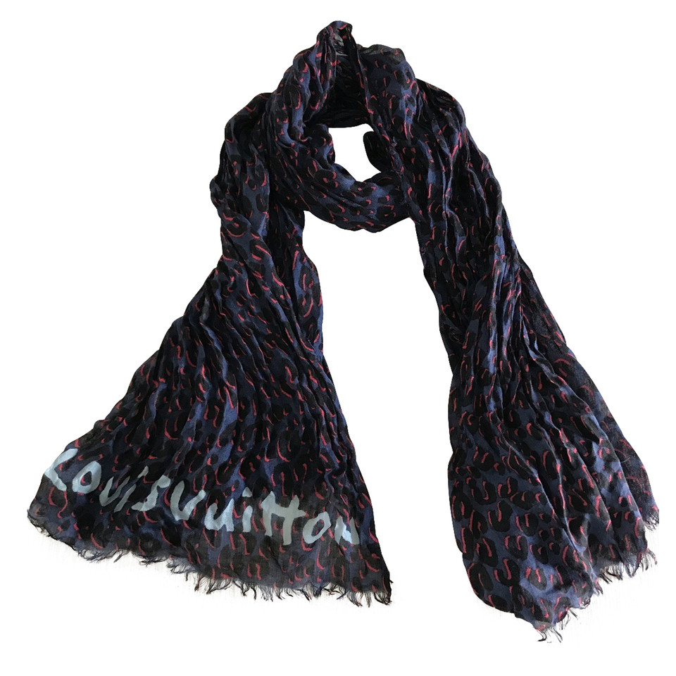 Louis Vuitton Scarf with leopard pattern