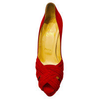 Christian Louboutin Pumps/Peeptoes en Daim en Rouge