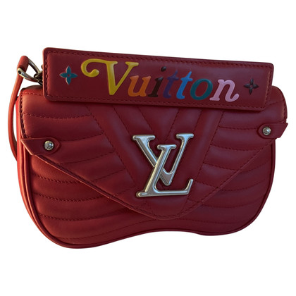 Louis Vuitton New Wave Chain Bag Leather in Red