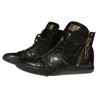 Elisabetta Franchi Trainers Patent leather in Black