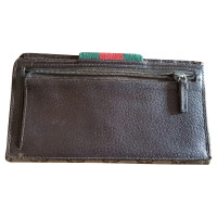 Gucci Wallet with decorative buckle