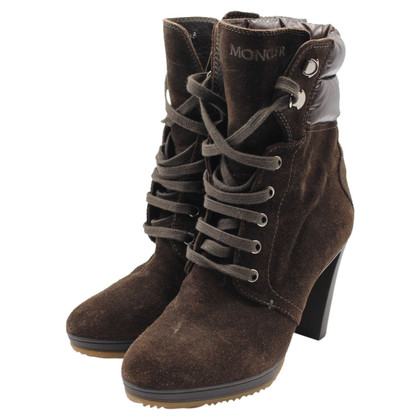 Moncler Ankle boots Suede in Brown