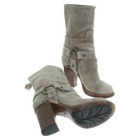 Dolce & Gabbana Suede boots in grey