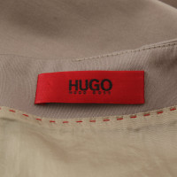Hugo Boss Robe fourreau en taupe