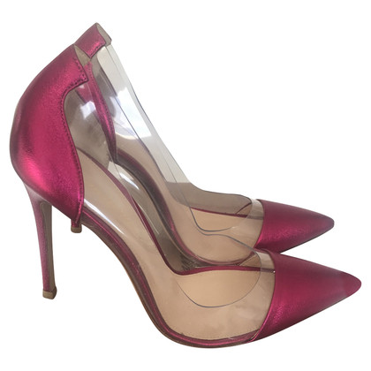 Gianvito Rossi Pumps/Peeptoes Leather in Pink