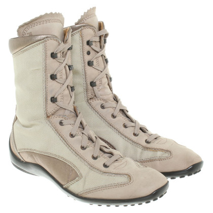 Tod's Boots in beige