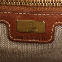 Aigner Handtasche aus Leder in Braun