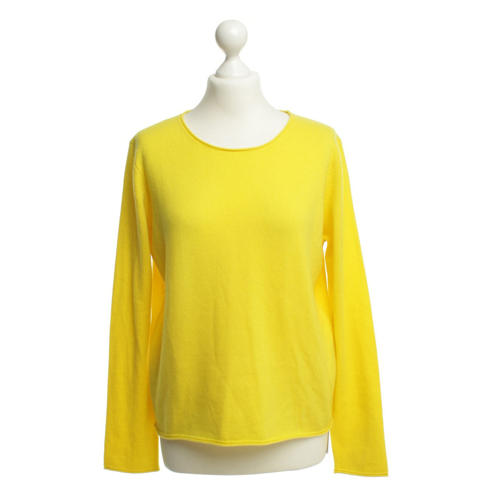 Marc Cain Cashmere sweaters in yellow