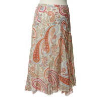 Windsor Colourful skirt Paisley design