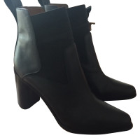 Chloé Leather Ankle Boots