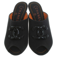 Chanel Peep-toes in black/orange