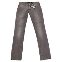 Moschino Love Jeans con finiture in pietra preziosa
