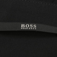 Hugo Boss skirt in black