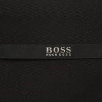 Hugo Boss skirt in dark brown