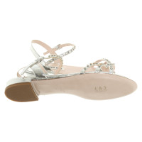 Miu Miu Sandalen aus Lackleder in Silbern