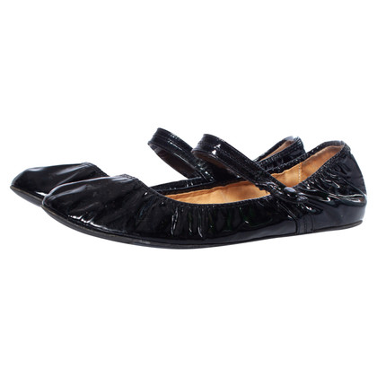 Lanvin Slippers/Ballerinas Patent leather in Black