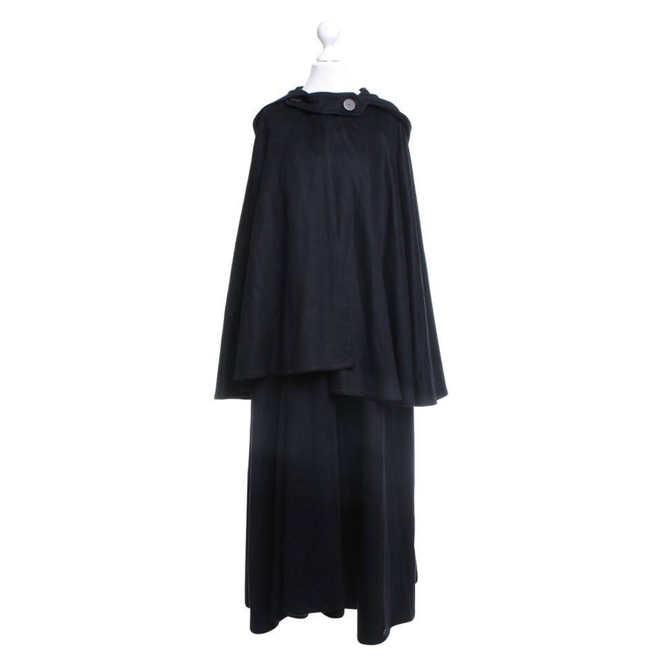 Yves Saint Laurent Cape in Schwarz