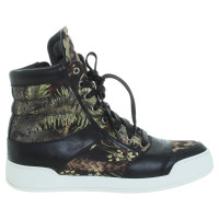Balmain Sneaker with tropical patterns