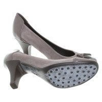 Tod's Pumps/Peeptoes Suède in Taupe