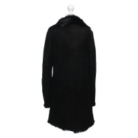 Joseph Jacke/Mantel aus Wildleder in Schwarz