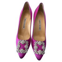Manolo Blahnik deleted product