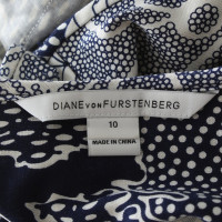 Diane Von Furstenberg Enveloppez robe crème / bleu