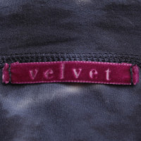 Velvet Kombination mit Batik-Muster
