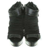 Givenchy Zeppe in Black