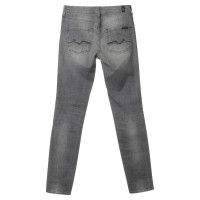 7 For All Mankind Jeans in Hellgrau 