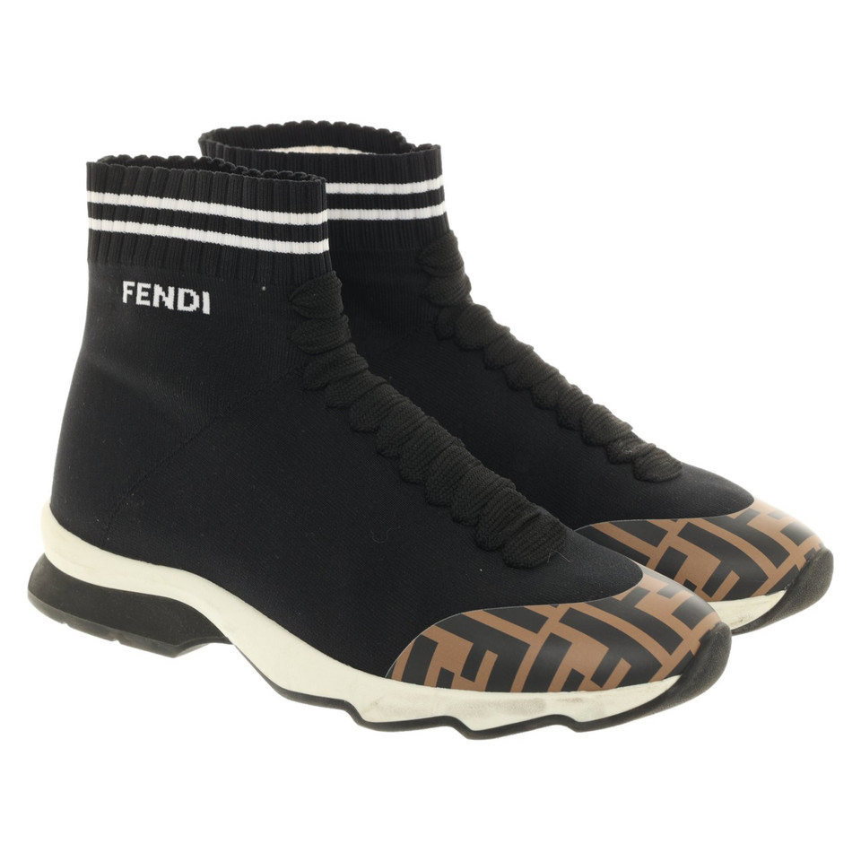 Fendi Sneakers in Schwarz