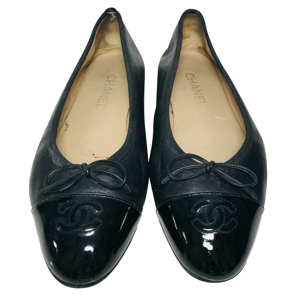 Chanel Slippers/Ballerinas Leather in Black