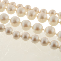 Christian Dior Collana di perle in bianco crema