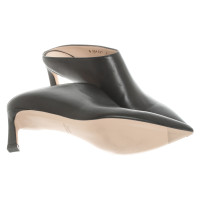 Stuart Weitzman Pumps/Peeptoes en Cuir en Noir