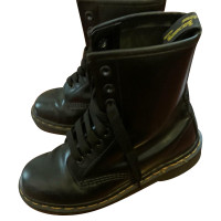Dr. Martens Boots Leather in Black