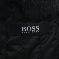 Hugo Boss Jacke/Mantel aus Seide in Schwarz
