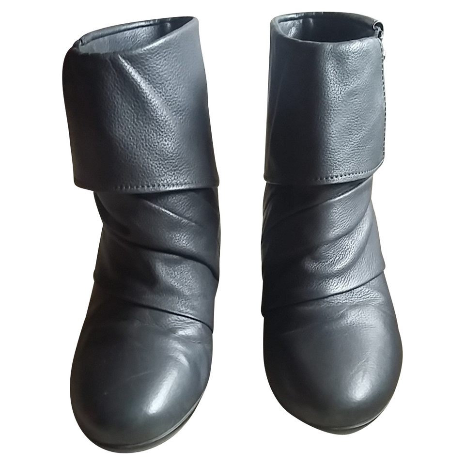 Bally Bottes en cuir en gris