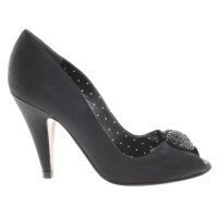 Moschino Cheap And Chic pumps with heart application