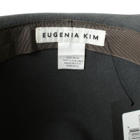 Eugenia Kim Hut in Grau
