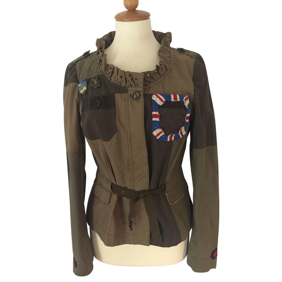 Moschino Cheap And Chic veste gepacht