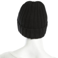 Moncler Wool cap in black
