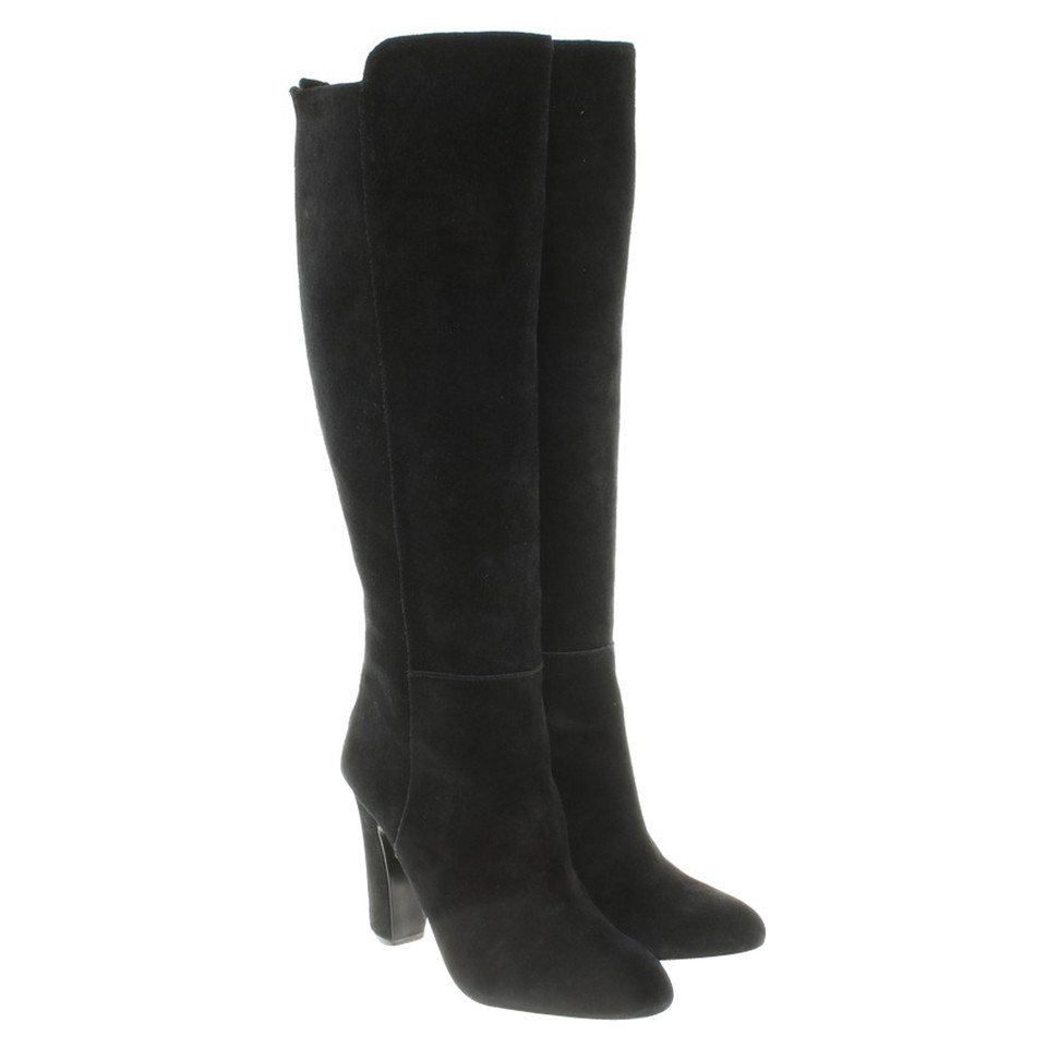 Vince Camuto Boots in Black