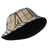 Burberry Chapeau/Casquette en Beige