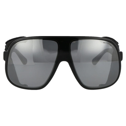 Moncler Sunglasses in Black