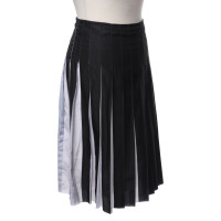 Armani skirt in black and white
