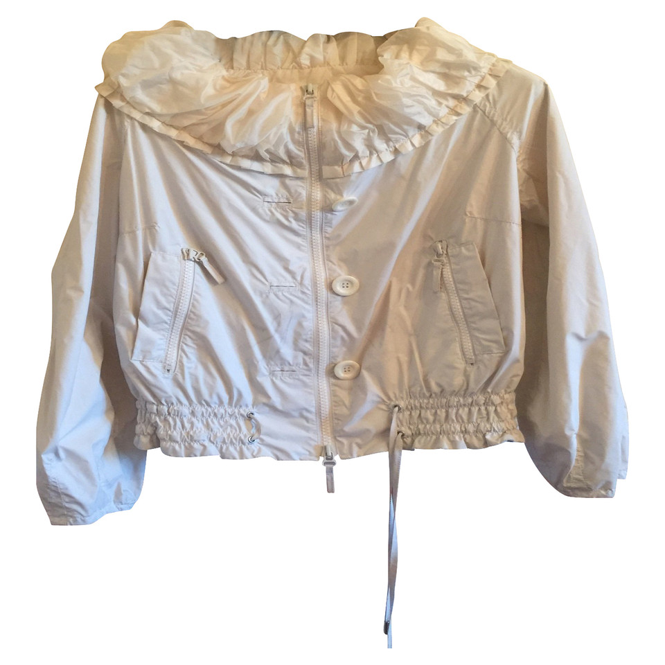 Ermanno Scervino veste blanche