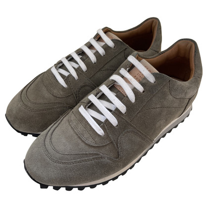 Closed Sneaker in Pelle in Verde oliva