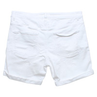 Closed Shorts in white