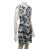 Alexander McQueen Patterned dress