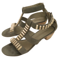 Kennel & Schmenger Sandals Suede in Olive